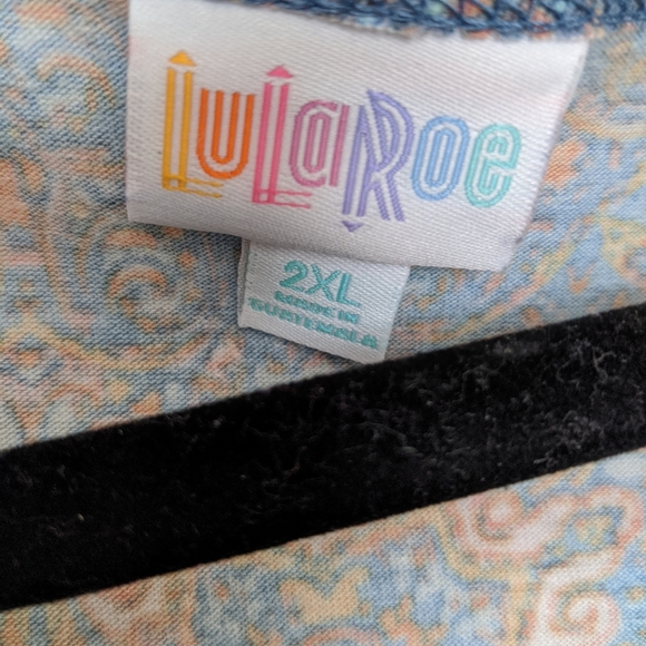 Lularoe Irma top - Picture 3 of 3
